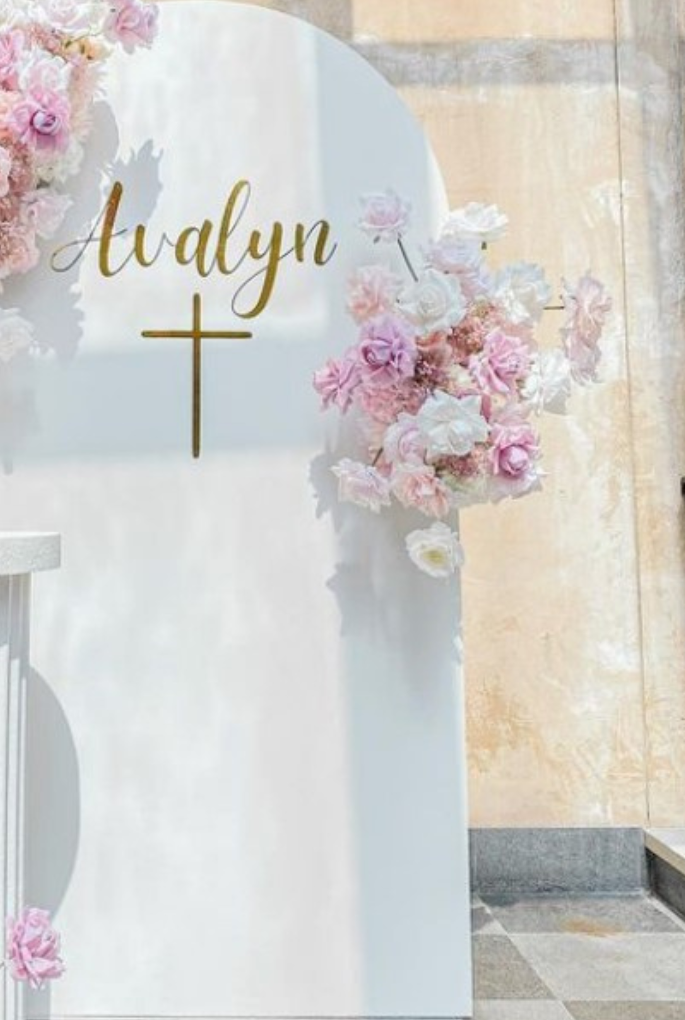 SMALL CUSTOM FLORAL ARRANGEMENT
