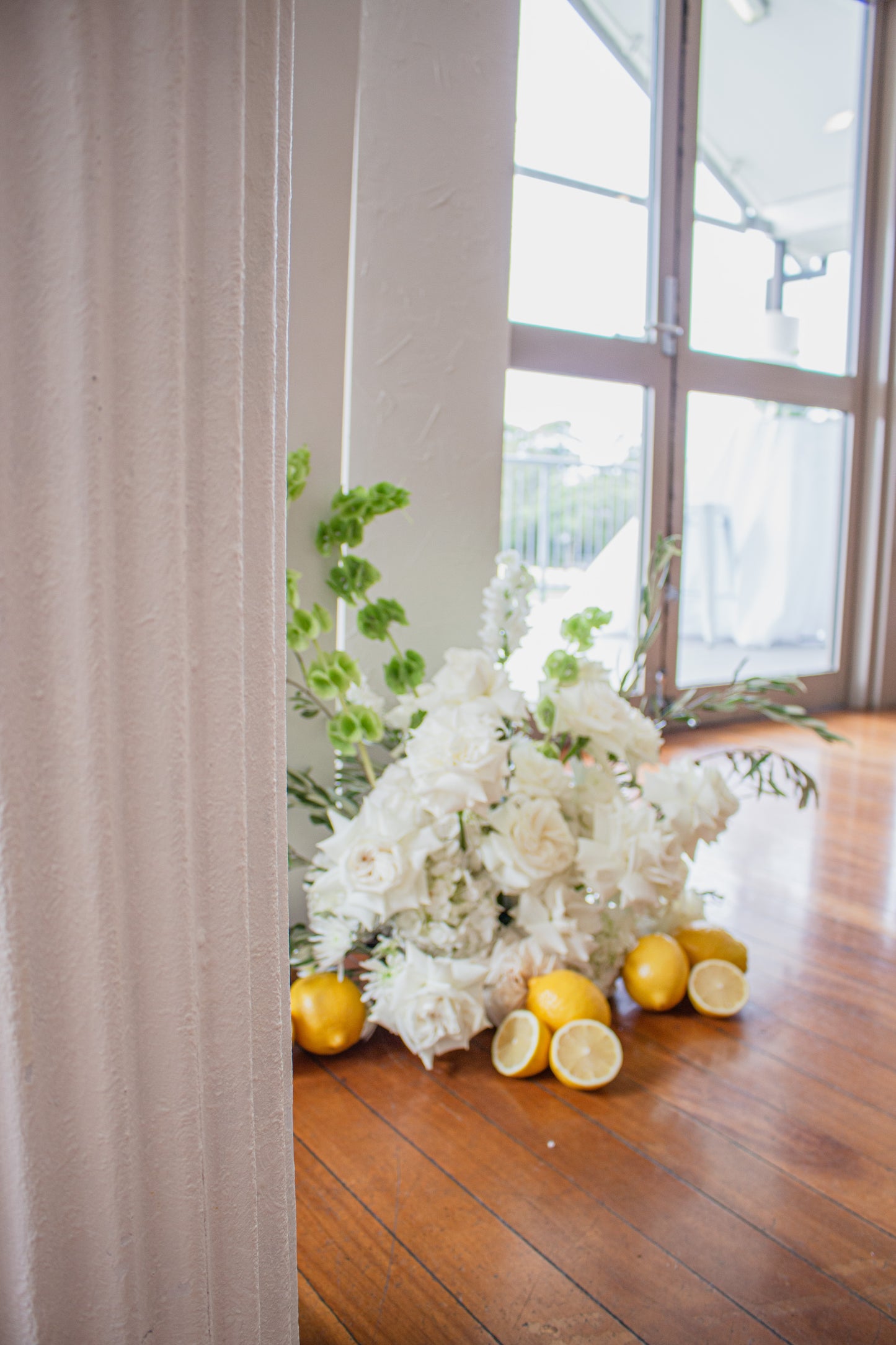 LARGE & FLOOR SILK ARRANGEMENT PACKAGE